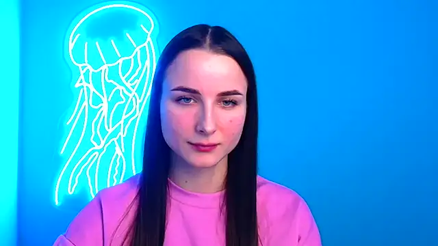 Eva Janee online show from 12-23-24, 12:30