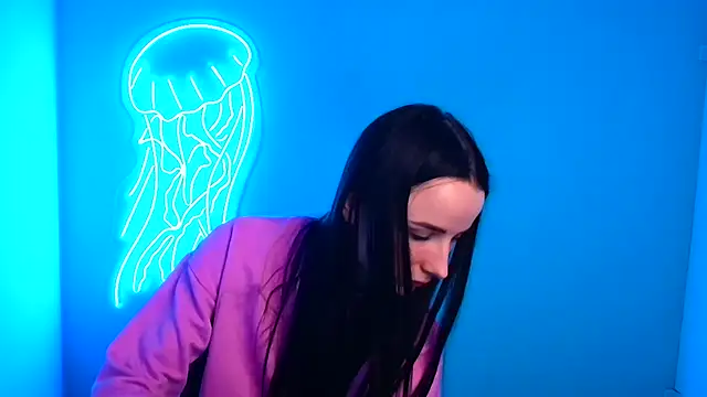 Eva Janee online show from 01-28-25, 12:22