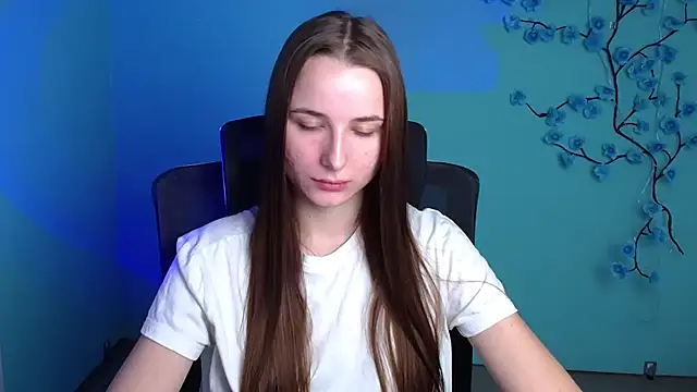 Snapshot of Eva_Janee chatting on 05-18-26, 05:57 Eva Janee online show from 05-18-26, 05:57
