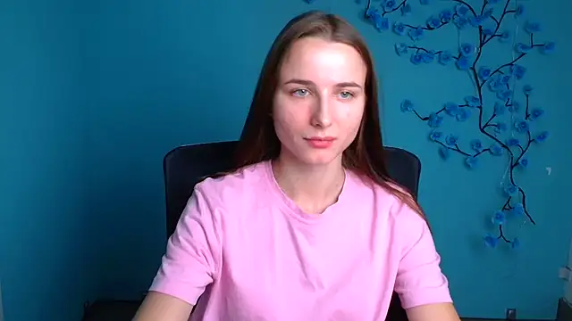 Eva Janee online show from 06-19-26, 05:45