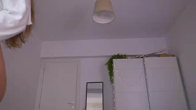 FazeyJ  online show from 11-22-25, 07:40