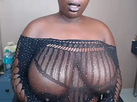 Snapshot of BlackJaguar30 chatting on 01-14-25, 01:15 BlackJaguar30 online show from 01-14-25, 01:15