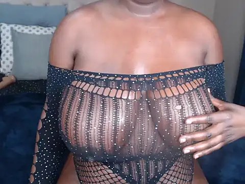 Snapshot of BlackJaguar30 chatting on 03-17-25, 03:57 BlackJaguar30 online show from 03-17-25, 03:57