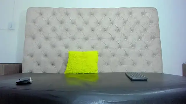 FernandaClar online show from 03-03-25, 06:01