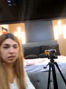 EvaaLovia1 online show from 02-21-26, 01:34