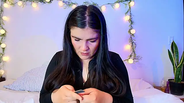 Amara vega online show from 04-09-26, 07:47