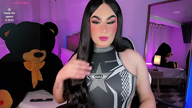 alexia mattel online show from 11-22-25, 07:02