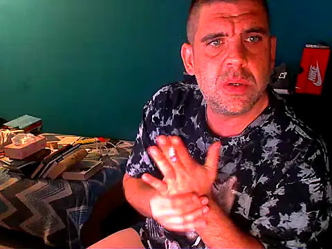 Snapshot of YouWantMe666 chatting on 09-13-25, 06:29 YouWantMe666 online show from 09-13-25, 06:29