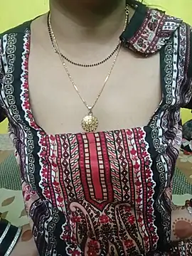 Snapshot of Sexyranibhabhi chatting on 07-07-26, 06:47 Sexyranibhabhi online show from 07-07-26, 06:47