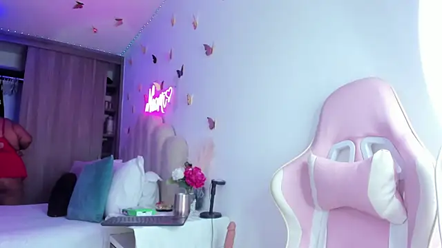 NaomiAsha online show from 01-07-26, 01:46