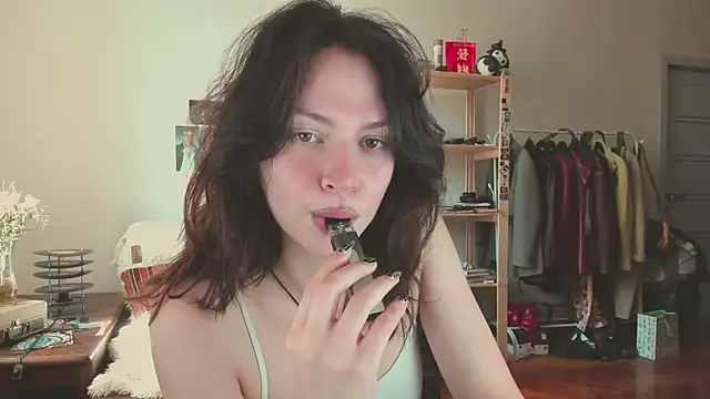 Niky  Jess online show from 07-12-26, 05:42