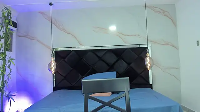 AngelaaCute  online show from 10-11-25, 12:36