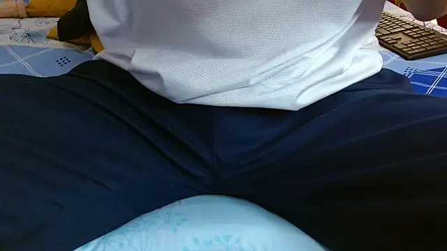 nickolas moon online show from 12-26-24, 06:43