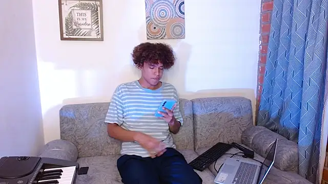 nickolas moon online show from 01-16-25, 03:34