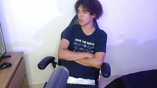 nickolas moon online show from 09-10-25, 03:12