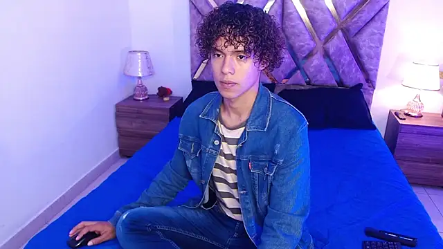 nickolas moon online show from 09-12-25, 02:50