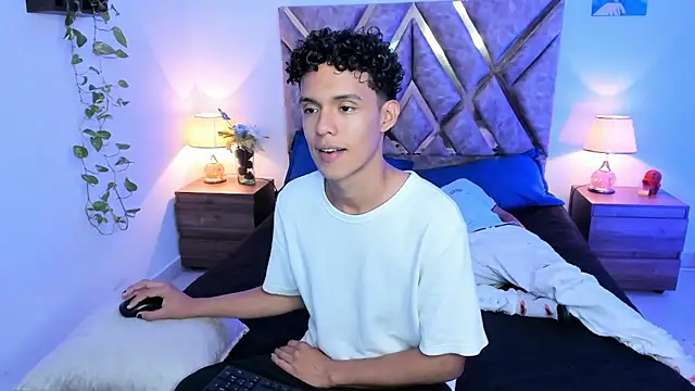 nickolas moon online show from 10-03-25, 10:07