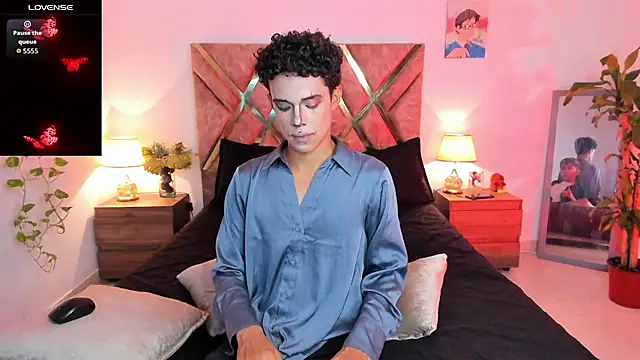 nickolas moon online show from 11-01-25, 12:01