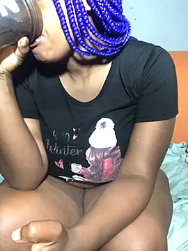 Snapshot of Lamborghiniasia chatting on 02-26-25, 11:26 Lamborghiniasia online show from 02-26-25, 11:26