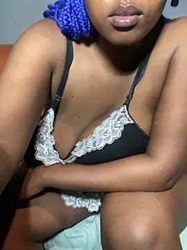 Snapshot of Lamborghiniasia chatting on 03-21-25, 05:11 Lamborghiniasia online show from 03-21-25, 05:11