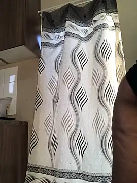 Snapshot of Lamborghiniasia chatting on 11-24-25, 04:01 Lamborghiniasia online show from 11-24-25, 04:01