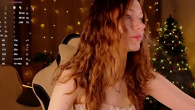 AliseVine online show from 12-11-24, 06:20