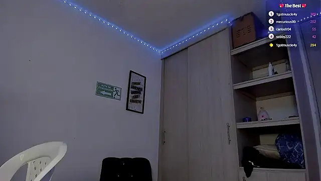 Snapshot of _diegsz_ chatting on 02-09-25, 08:13 diegsz online show from 02-09-25, 08:13