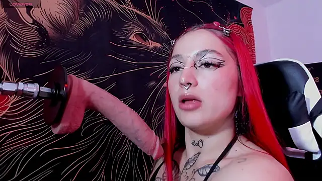 annika taylor online show from 07-26-26, 01:03