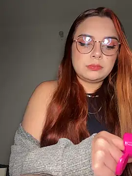 Snapshot of NatyOlson chatting on 11-05-25, 04:23 NatyOlson online show from 11-05-25, 04:23