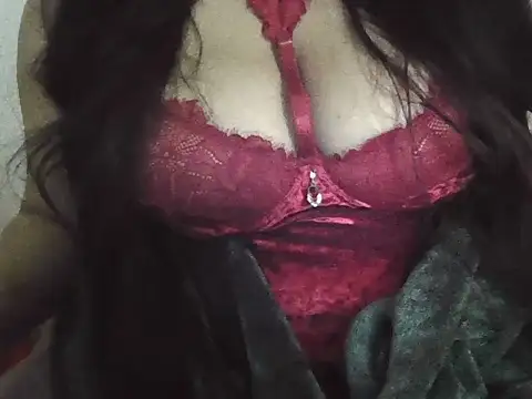 Snapshot of JulieJoe_ chatting on 11-15-25, 08:33 JulieJoe online show from 11-15-25, 08:33