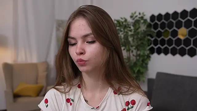 Snapshot of CherrylReid chatting on 12-05-24, 08:22 CherrylReid online show from 12-05-24, 08:22