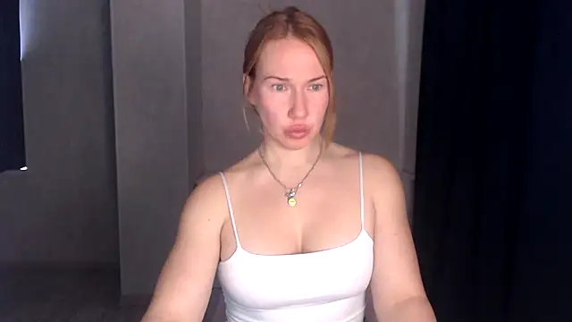 Snapshot of Magic_Mary_ass chatting on 02-20-26, 01:44 Magic Mary ass online show from 02-20-26, 01:44