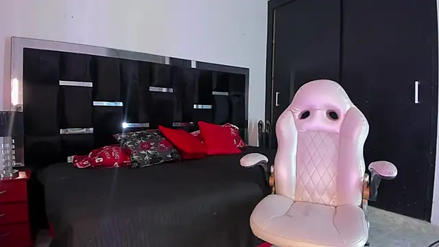 Tasha Sant online show from 11-10-25, 08:30