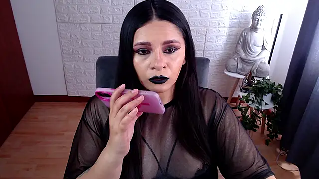 Snapshot of GODDESS_EVANS chatting on 12-24-24, 07:22 GODDESS EVANS online show from 12-24-24, 07:22
