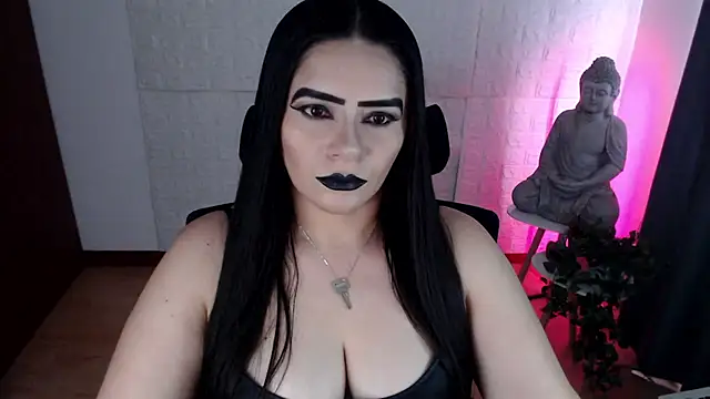 Snapshot of GODDESS_EVANS chatting on 09-18-25, 03:58 GODDESS EVANS online show from 09-18-25, 03:58