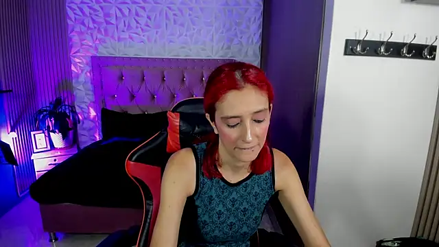 Snapshot of Ruby_Your_Milf chatting on 01-09-26, 07:04 Ruby Your Milf online show from 01-09-26, 07:04