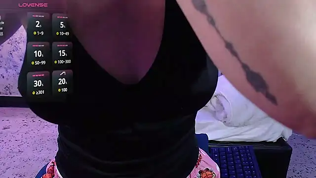 Zoee babygirl online show from 03-04-25, 01:38
