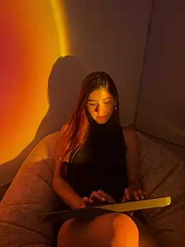 Snapshot of AnnyCherry_ chatting on 01-10-25, 11:29 AnnyCherry online show from 01-10-25, 11:29