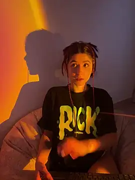 Snapshot of AnnyCherry_ chatting on 01-11-25, 03:09 AnnyCherry online show from 01-11-25, 03:09