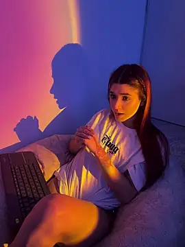 Snapshot of AnnyCherry_ chatting on 01-14-25, 04:25 AnnyCherry online show from 01-14-25, 04:25