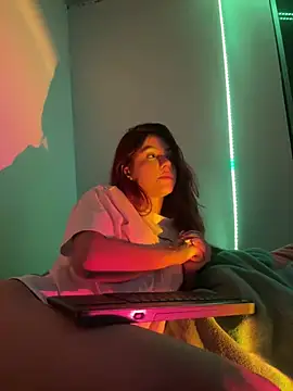 Snapshot of AnnyCherry_ chatting on 01-18-25, 02:14 AnnyCherry online show from 01-18-25, 02:14