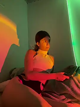 Snapshot of AnnyCherry_ chatting on 01-23-25, 12:14 AnnyCherry online show from 01-23-25, 12:14