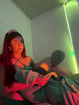 Snapshot of AnnyCherry_ chatting on 02-01-25, 05:47 AnnyCherry online show from 02-01-25, 05:47