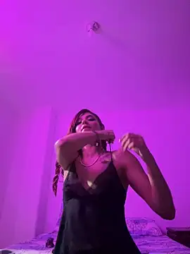 Snapshot of AnnyCherry_ chatting on 02-22-25, 08:29 AnnyCherry online show from 02-22-25, 08:29