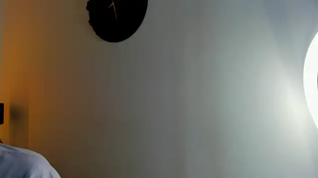 Snapshot of AnnyCherry_ chatting on 10-20-25, 11:27 AnnyCherry online show from 10-20-25, 11:27