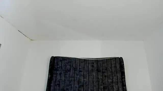 Snapshot of AnnyCherry_ chatting on 02-04-26, 11:20 AnnyCherry online show from 02-04-26, 11:20