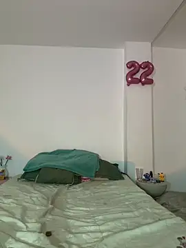 Snapshot of AnnyCherry_ chatting on 02-06-26, 12:37 AnnyCherry online show from 02-06-26, 12:37