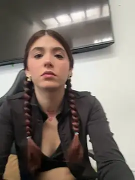 AnnyCherry  online show from 07-11-26, 07:27