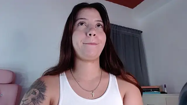 Snapshot of melody__bleir chatting on 01-06-26, 04:27 melody bleir online show from 01-06-26, 04:27