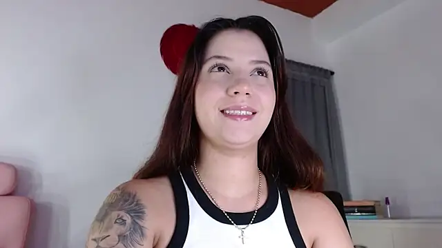 Snapshot of melody__bleir chatting on 01-08-26, 01:30 melody bleir online show from 01-08-26, 01:30